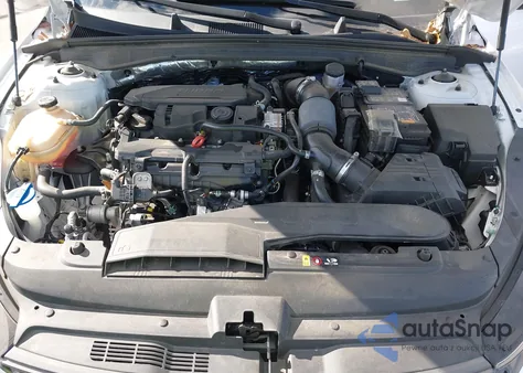 2024 Kia K5 Gt-Line z USA, uszkodzony, nr VIN 5XXG64J22RG244135